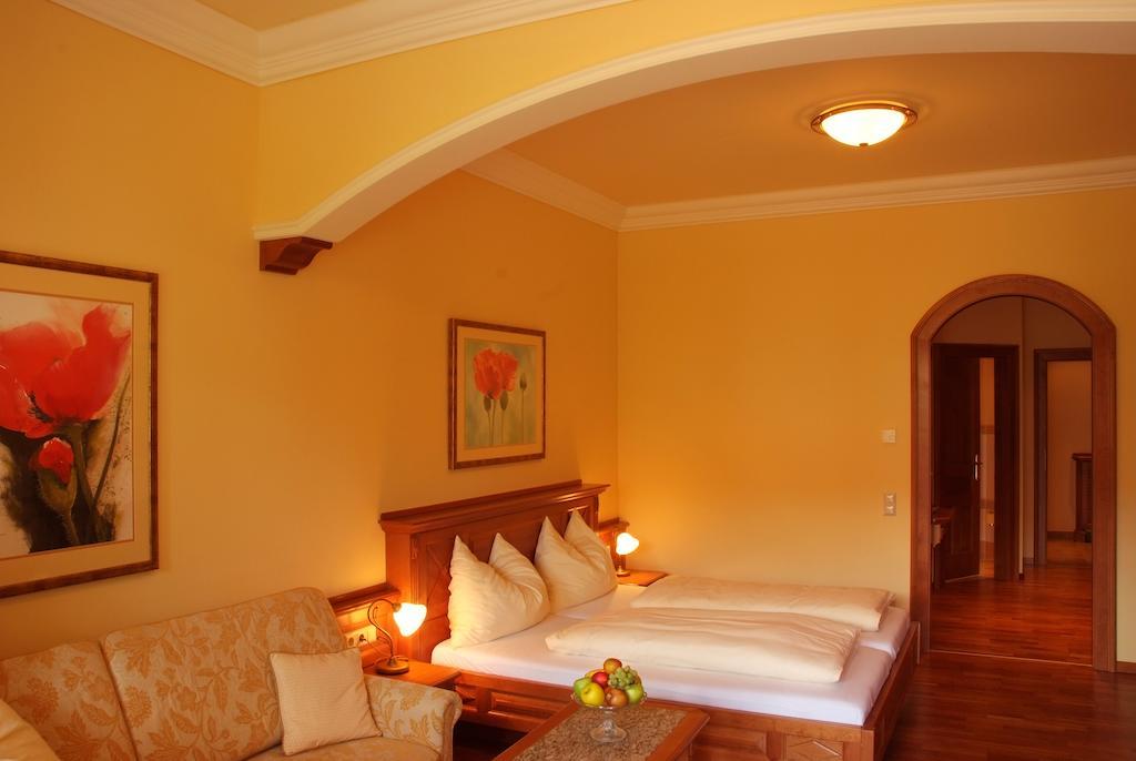 Geniesserhof Haimer - Hotel Garni Poysdorf Ruang foto