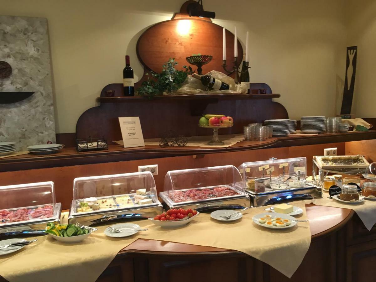 Geniesserhof Haimer - Hotel Garni Poysdorf Bagian luar foto