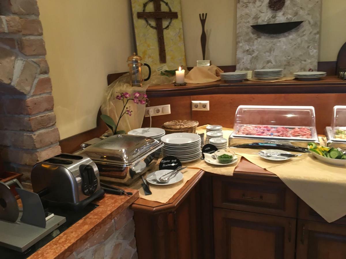 Geniesserhof Haimer - Hotel Garni Poysdorf Bagian luar foto